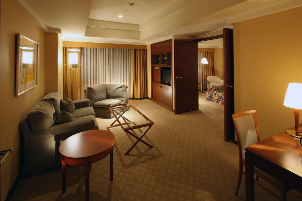 Royal Pines Hotel Urawa Saitama Dış mekan fotoğraf